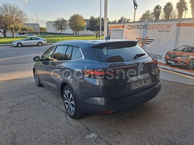 Usado Renault Mégane GrandTour Techno 140 CV (102 kW) 2022 Azul Familiar