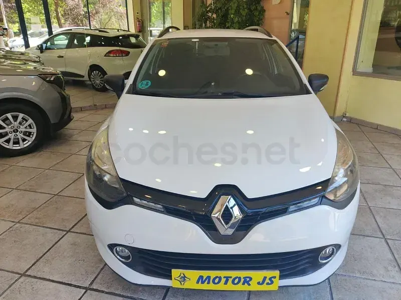 Usado Renault Clio Life 75 CV (55 kW) 2016 Blanco Familiar