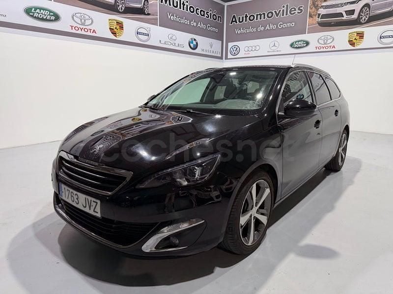 Usado Peugeot 308 SW Allure 130 CV (95 kW) 2017 Negro Familiar