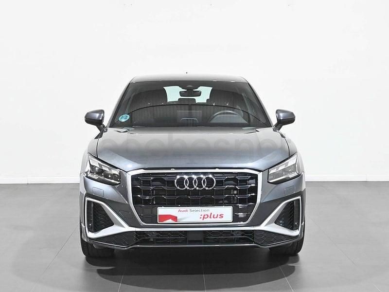 Usado Audi Q2 Ambiente 150 CV (110 kW) 2025 Gris SUV