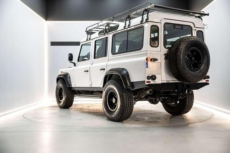 Usado Land Rover Defender 122 CV (89 kW) 2013 Blanco Familiar