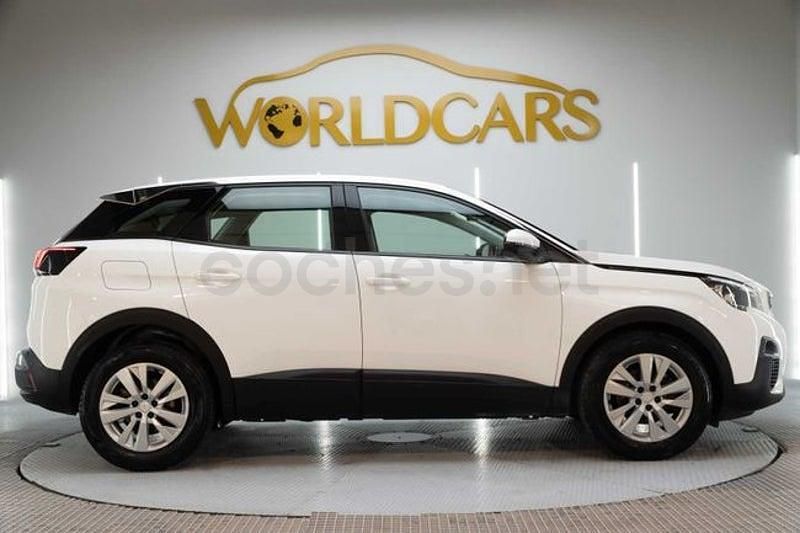 Usado Peugeot 3008 Active 130 CV (95 kW) 2019 Blanco SUV