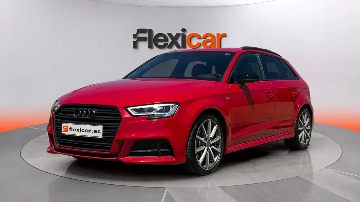 Usado Audi A3 S-Line 150 CV (110 kW) 2019 Rojo Berlina