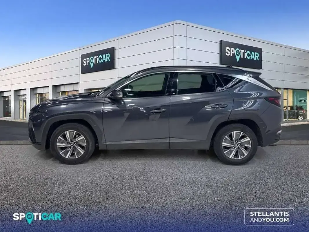 Usado Hyundai Tucson 150 CV (110 kW) 2023 Gris SUV