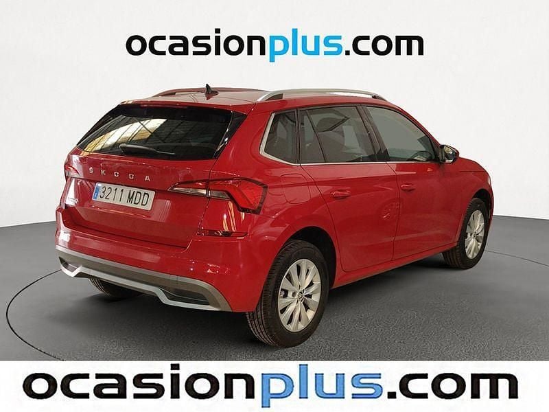 Usado Skoda Kamiq Ambition 110 CV (80 kW) 2022 Rojo SUV