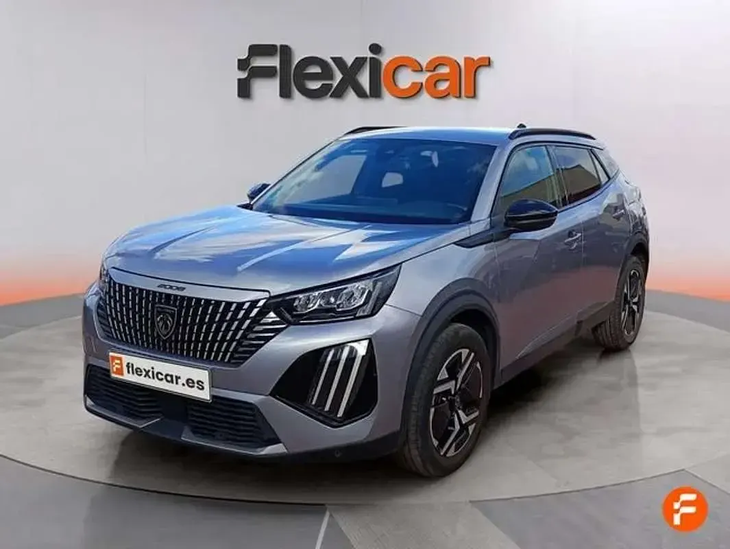 Usado Peugeot 2008 Allure 102 CV (75 kW) 2024 Gris SUV