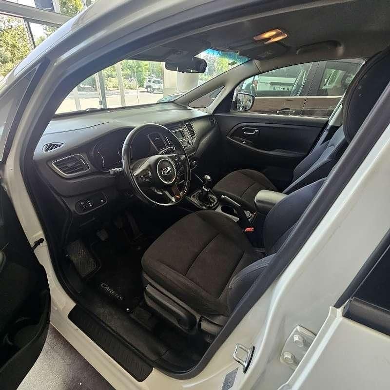 Usado Kia Carens 135 CV (99 kW) 2014 Blanco Monovolumen