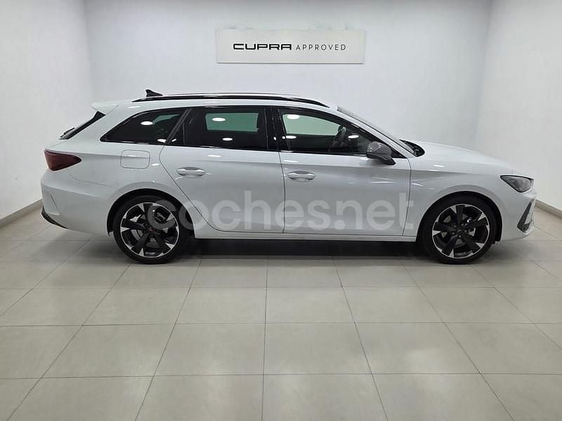 Usado Cupra Leon 150 CV (110 kW) 2025 Blanco Familiar