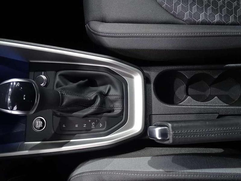 Usado Audi A1 Sportback 116 CV (85 kW) 2025 Gris Utilitario