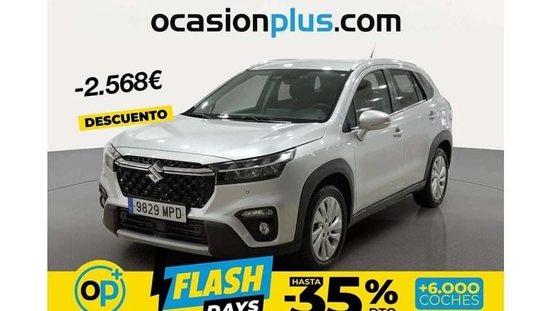 Usado Suzuki SX4 129 CV (94 kW) 2024 Plateado SUV