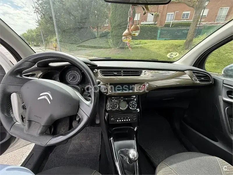 Usado Citroën C3 68 CV (50 kW) 2012 Blanco Berlina