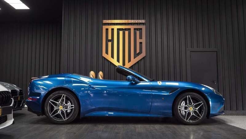 Usado Ferrari California 560 CV (411 kW) 2014 Azul Descapotable