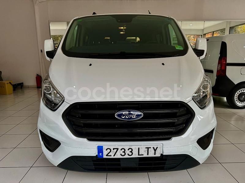 Blanco Usado 2021 Ford Tourneo Titanium Monovolumen | 26.500 € (Buen precio) - Imagen 1/4