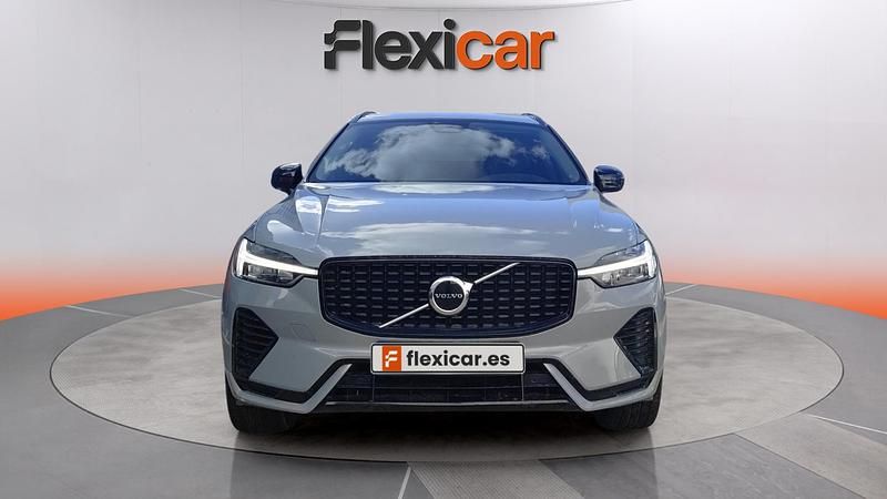 Używany Volvo XC60 Plus 197 KM (144 kW) 2023 Szary SUV