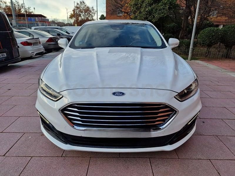 Usado Ford Mondeo Titanium 187 CV (137 kW) 2019 Blanco Berlina