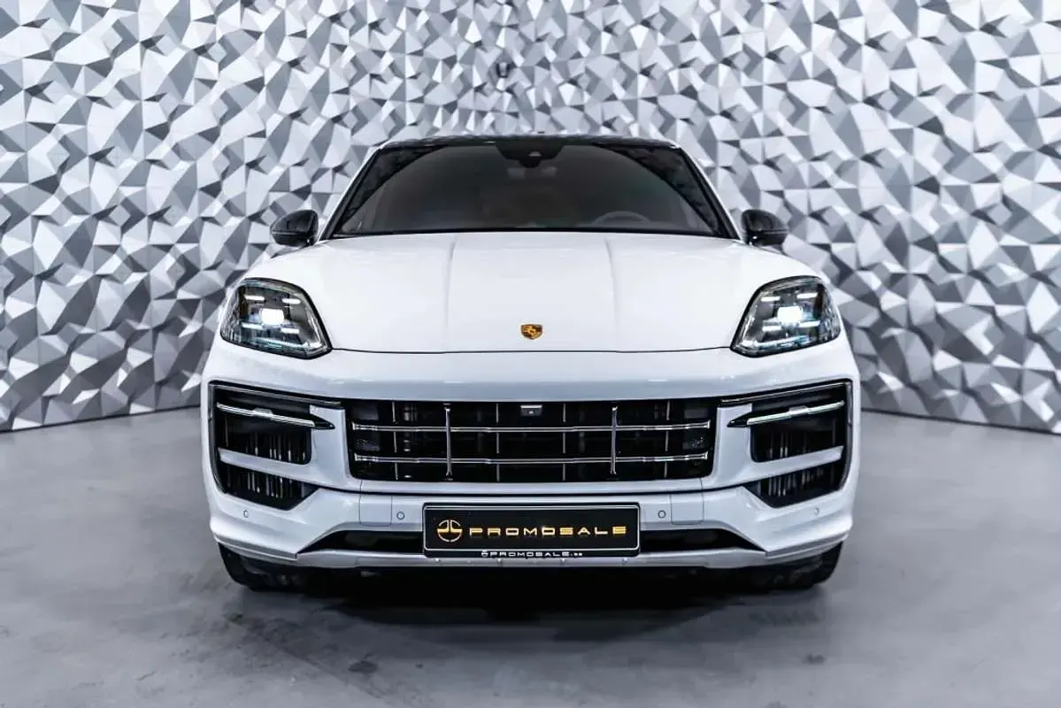 Usado Porsche Cayenne 354 CV (260 kW) 2024 SUV