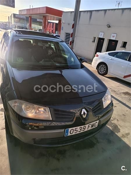 Usado Renault Mégane II Dynamique 110 CV (80 kW) 2007 Negro Berlina