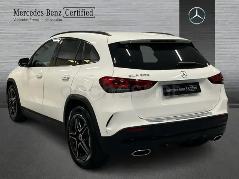 Usado Mercedes GLA200 163 CV (119 kW) 2022 Blanco SUV