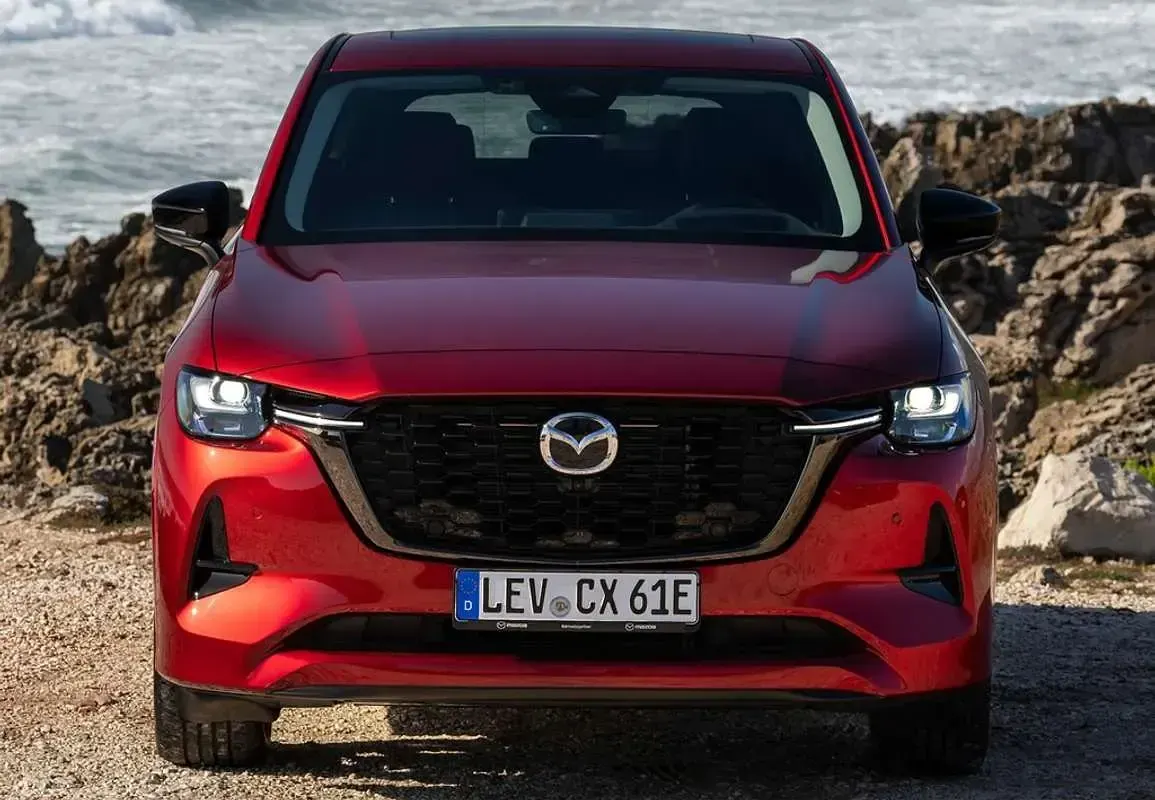 Käytetty Mazda CX-60 Homura-Line 328 HP (241 kW) 2022 Punainen Katumaasturi