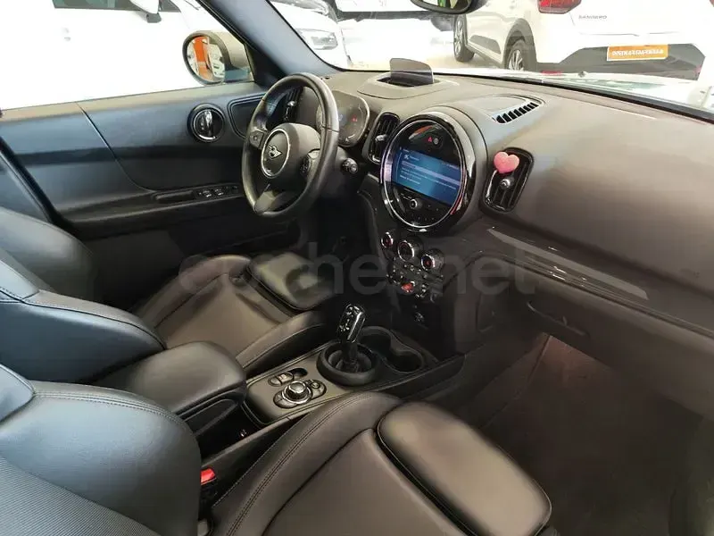 Usado Mini Cooper Countryman 136 CV (100 kW) 2021 Verde SUV