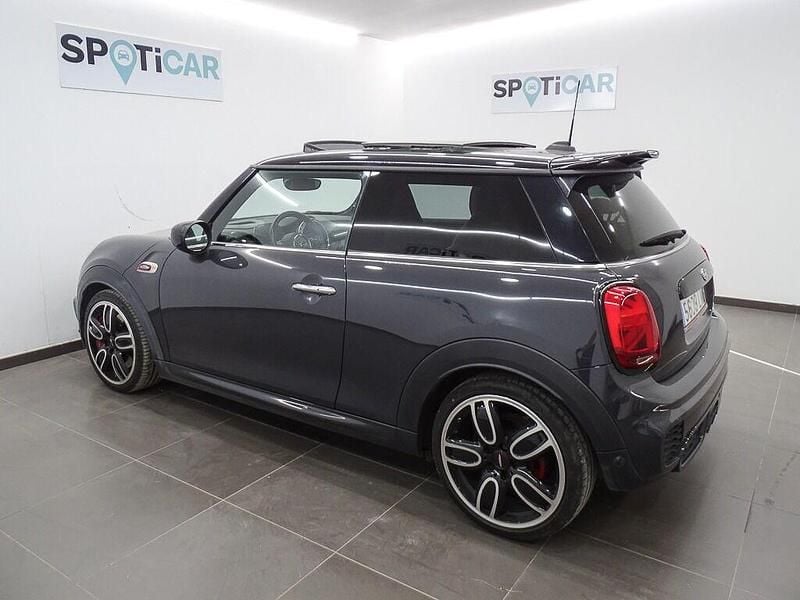 Usado Mini John Cooper Works 231 CV (169 kW) 2021 Gris Utilitario