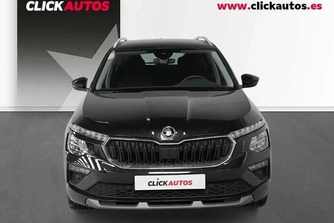 Usado Skoda Kamiq Selection 115 CV (84 kW) 2025 Rojo SUV