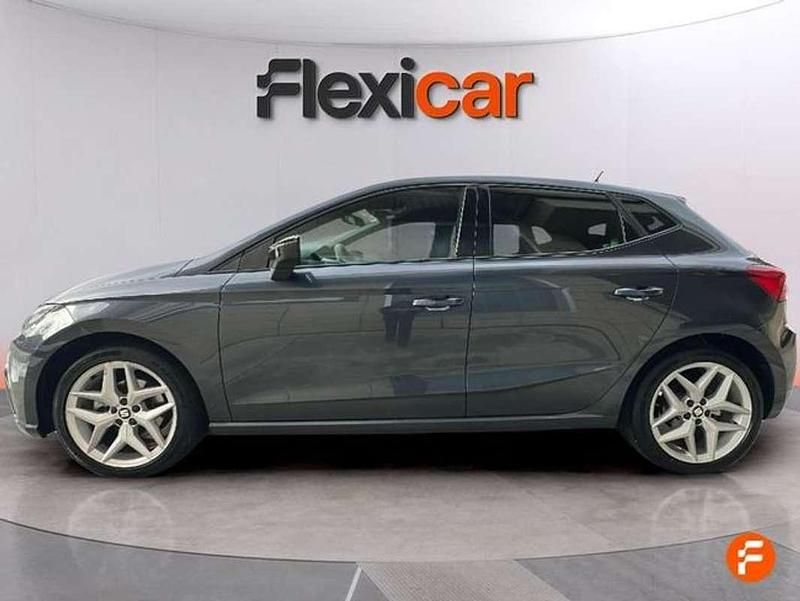 Usado Seat Ibiza FR 110 CV (80 kW) 2021 Gris Utilitario