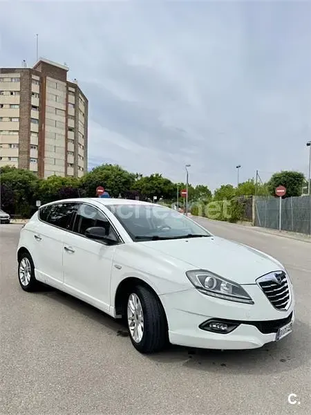 Usado Lancia Delta S 120 CV (88 kW) 2014 Blanco Utilitario
