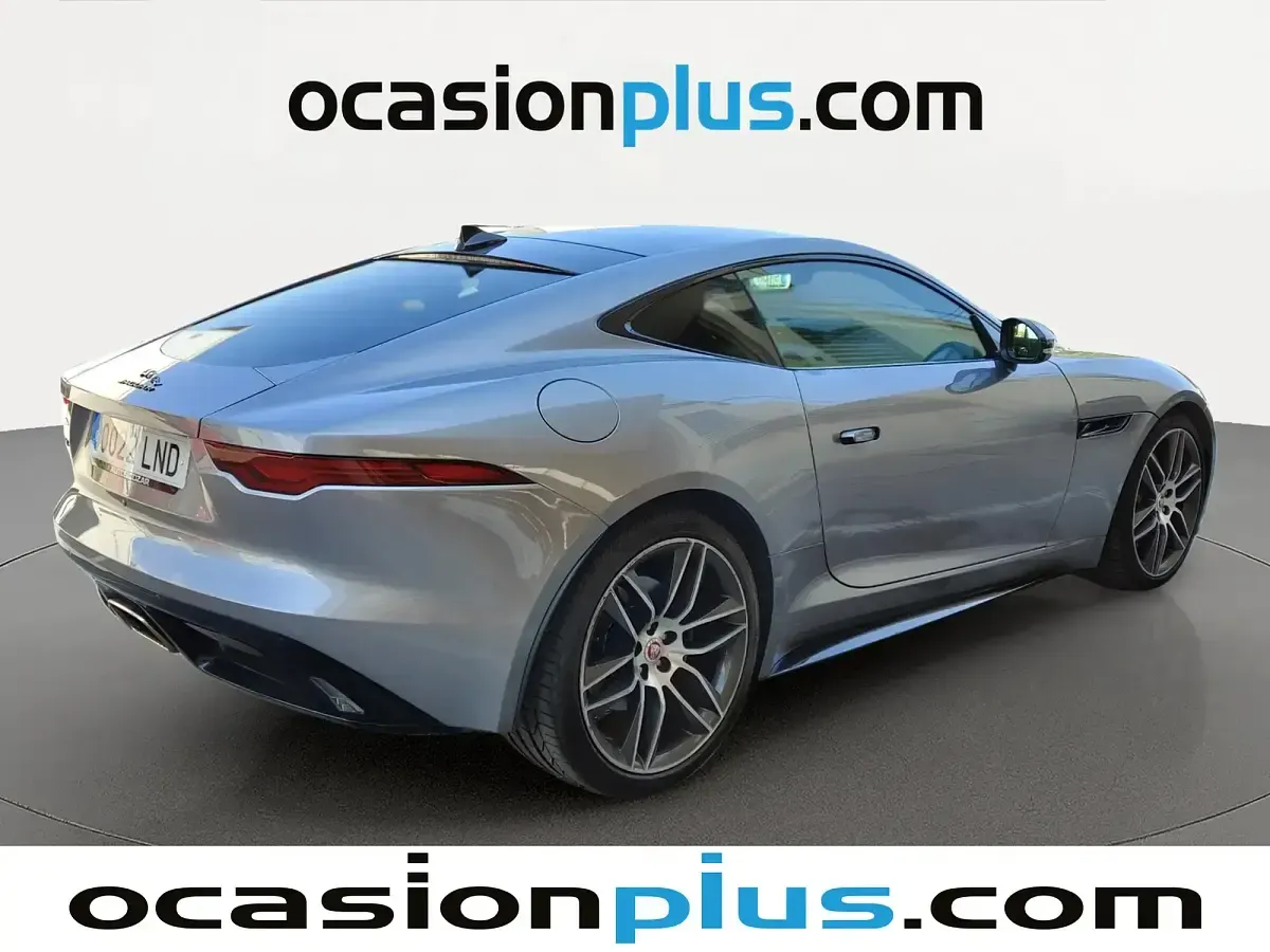 Usado Jaguar F-Type R-Dynamic 300 CV (220 kW) 2021 Gris Coupe