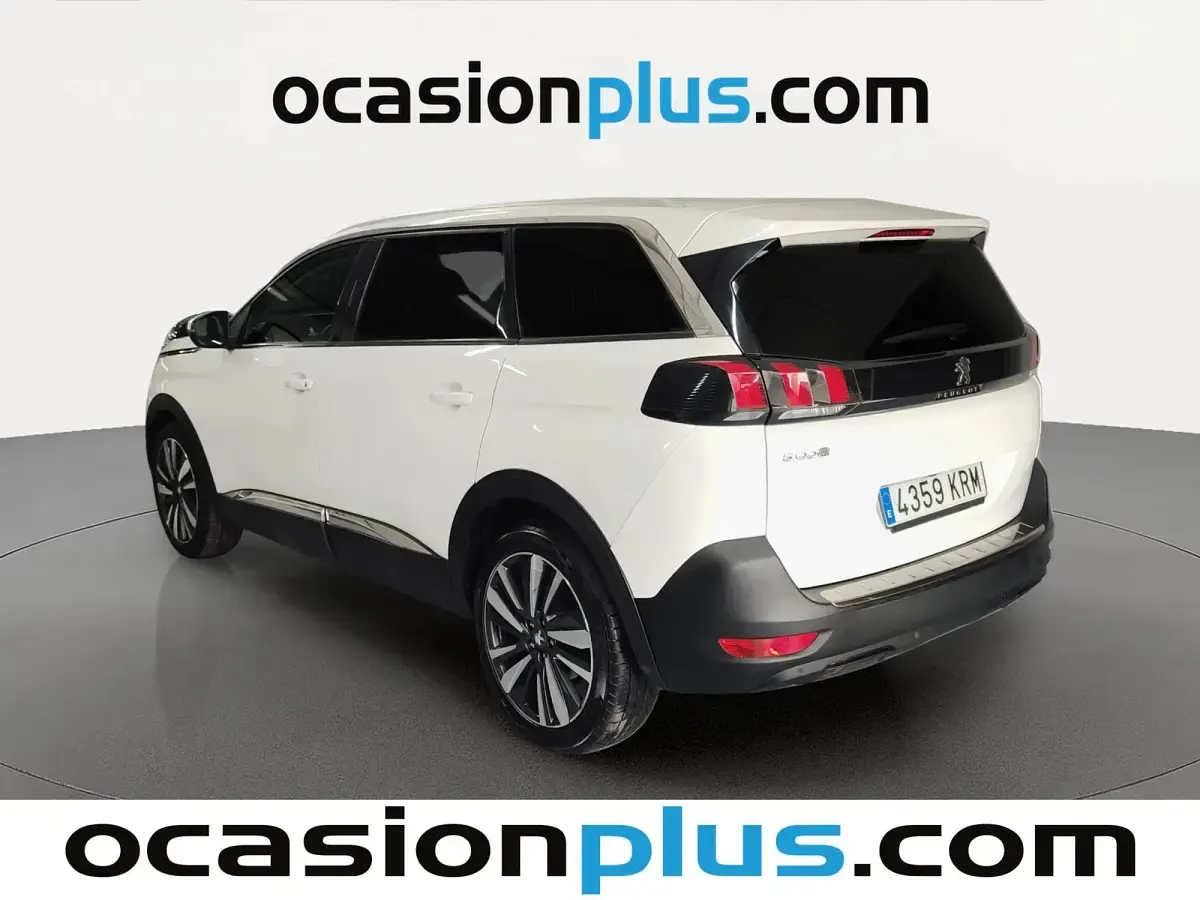 Usado Peugeot 5008 Allure 130 CV (95 kW) 2018 Blanco SUV