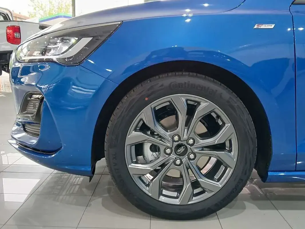 Nuevo Ford Focus ST-Line 125 CV (91 kW) 2025 Azul Utilitario