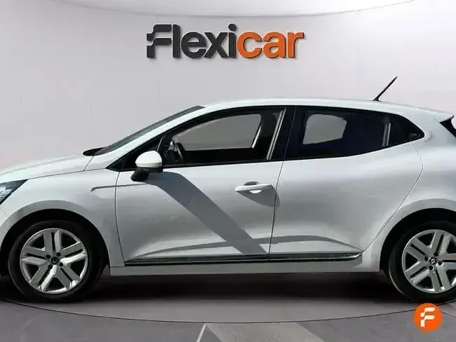 Używany Renault Clio V Intens 100 KM (73 kW) 2021 Biały