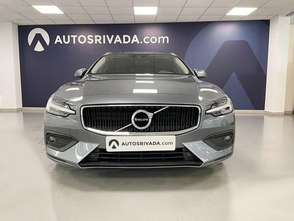 Usado Volvo V60 Momentum 190 CV (139 kW) 2020 Gris brich light metalizado Familiar
