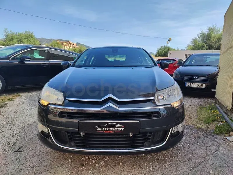 Usado Citroën C5 Exclusive 136 CV (100 kW) 2009 Negro Berlina