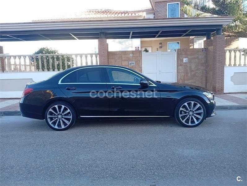 Usado Mercedes C200 136 CV (100 kW) 2016 Negro Berlina