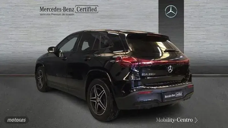 Usado Mercedes EQA250+ 139 kW (190 CV) 2025 Negro SUV