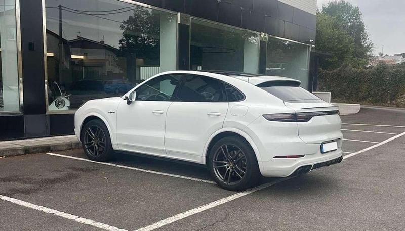 Blanco Usado 2023 Porsche Cayenne SUV | 84.900 € (Precio justo) - Imagen 1/2