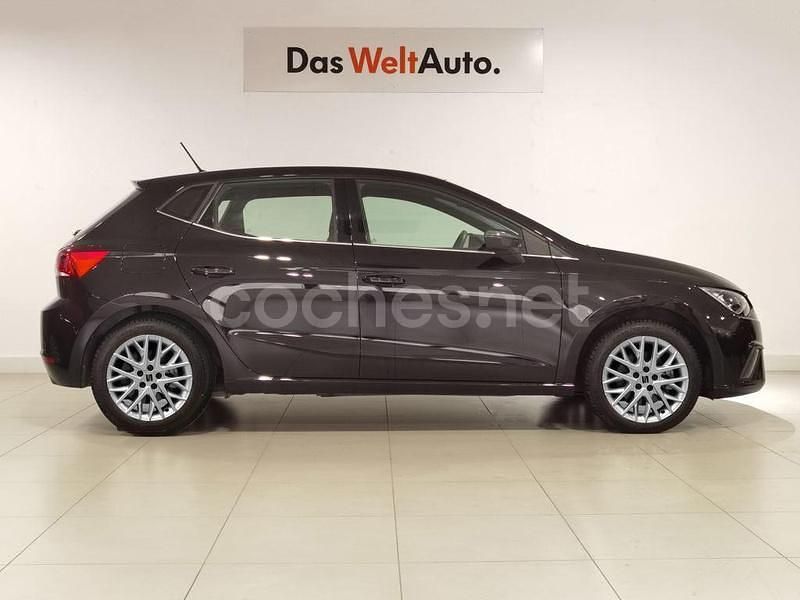 Usado Seat Ibiza 115 CV (84 kW) 2024 Negro Berlina