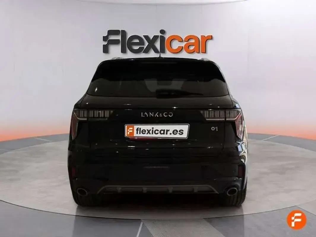 Usado Lynk & Co 01 261 CV (191 kW) 2023 Negro SUV