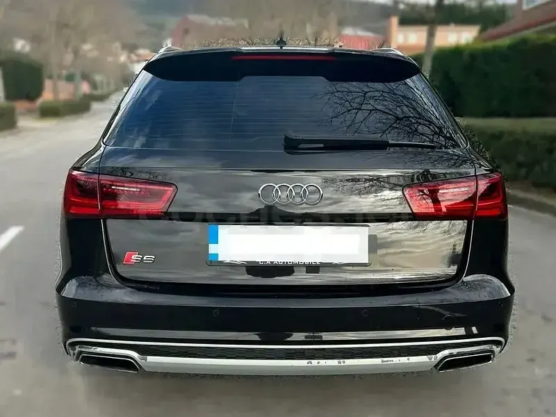 Usado Audi A6 420 CV (308 kW) 2012 Marrón Berlina