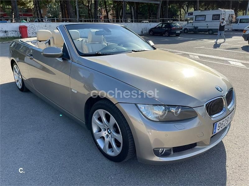 Usado BMW 330 Cabriolet 231 HP (169 kW) 2007 Cinzento Cabrios