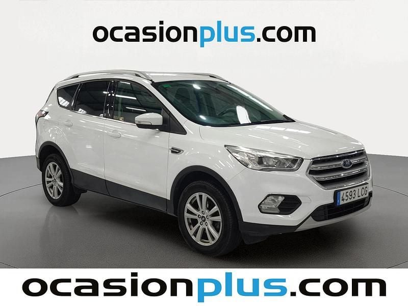 Usado Ford Kuga Trend+ 120 CV (88 kW) 2019 Blanco SUV