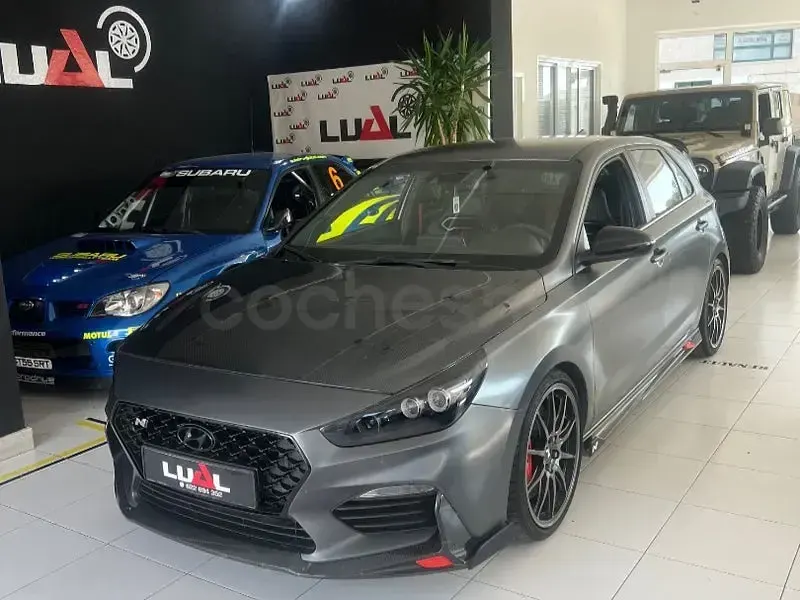 Usado Hyundai i30 275 CV (202 kW) 2020 Gris / plata Berlina