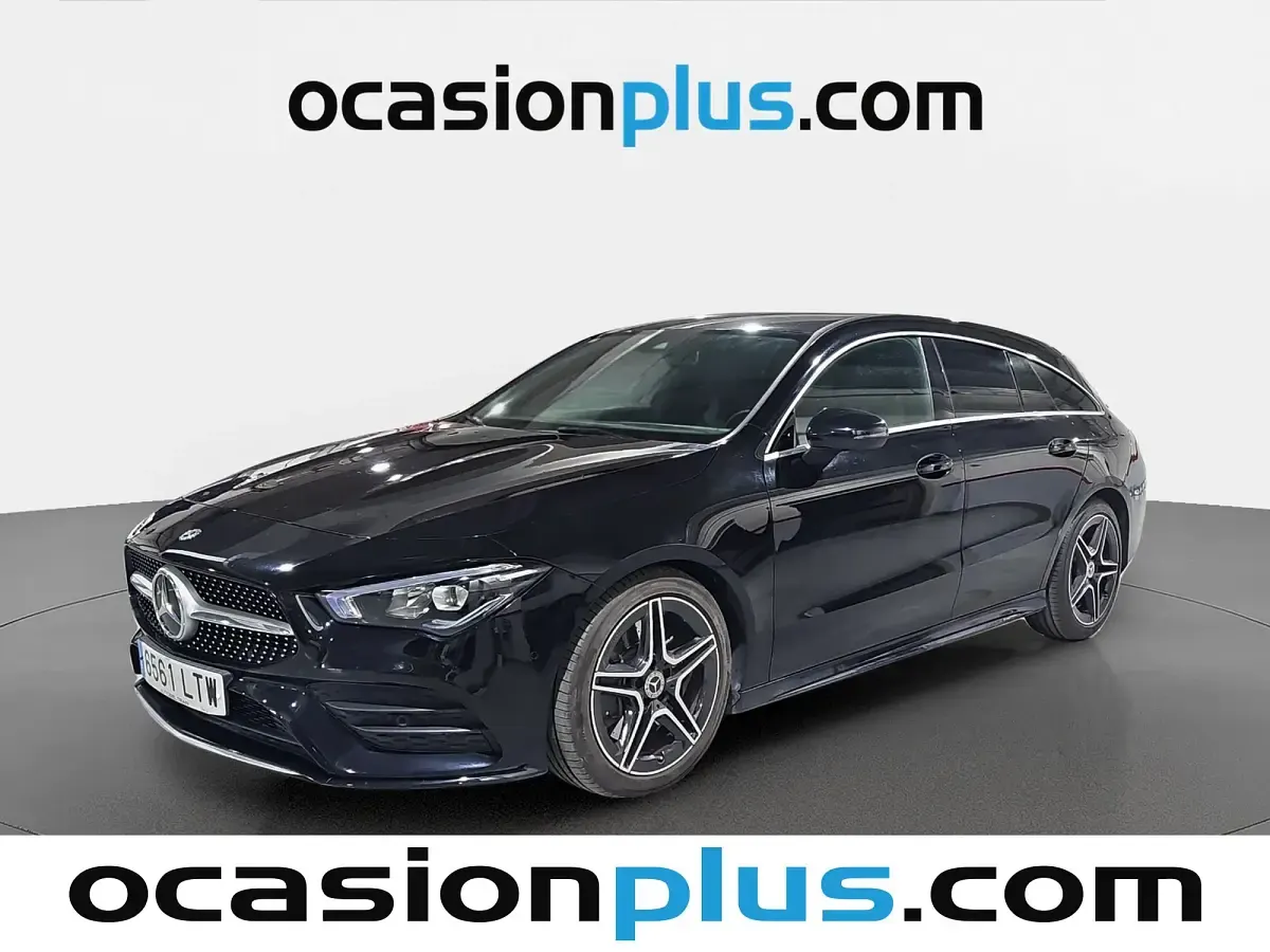 Usado Mercedes CLA250 Shooting Brake AMG 224 CV (164 kW) 2020 Familiar