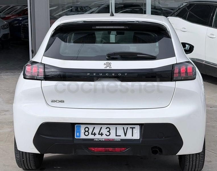 Usado Peugeot 208 Allure 100 CV (73 kW) 2022 Blanco Utilitario