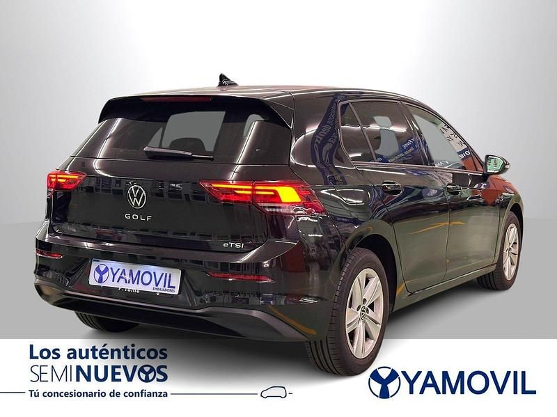 Usado VW Golf VIII Life 110 CV (80 kW) 2023 Negro