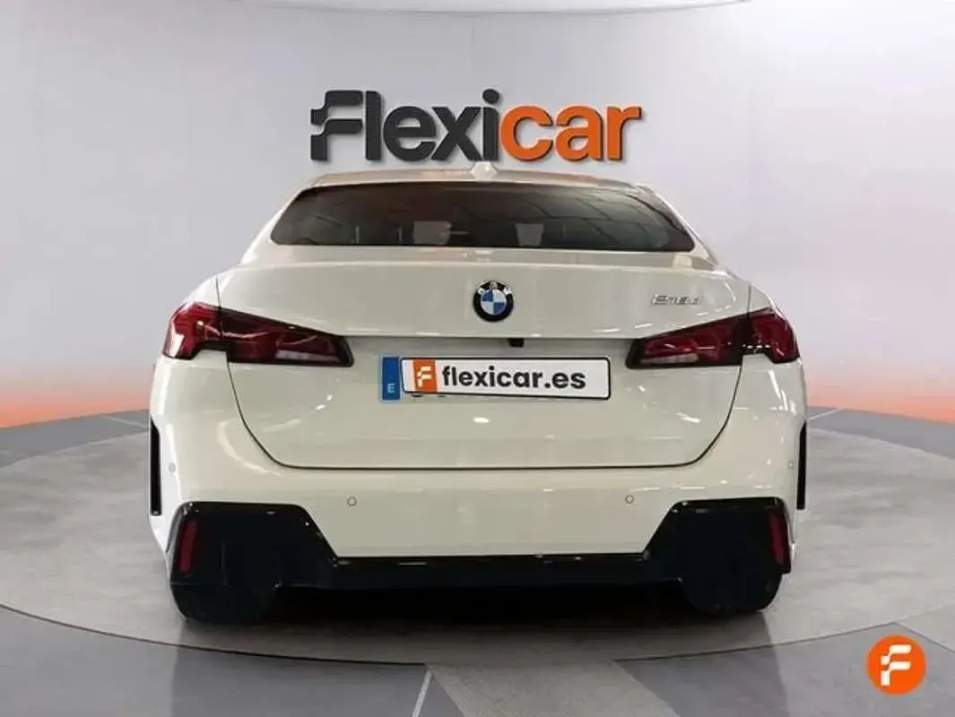 Usado BMW 218 150 CV (110 kW) 2025 Blanco Coupe