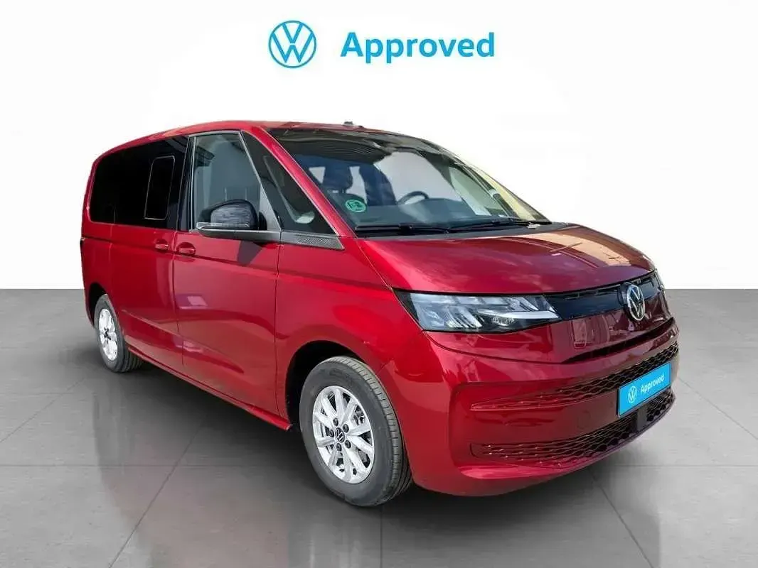 Usado VW Multivan 150 CV (110 kW) 2025 Rojo Monovolumen