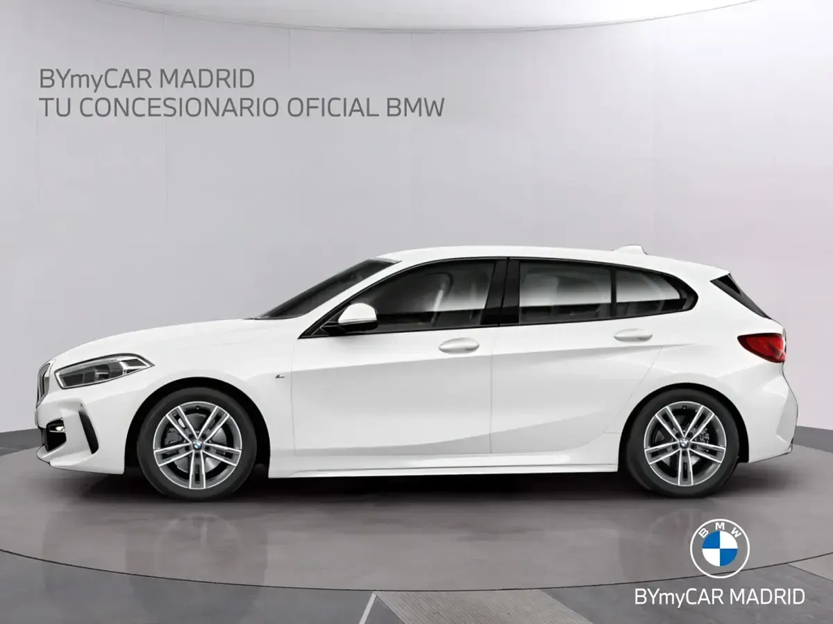 Usado BMW 118 Executive 150 CV (110 kW) 2022 Blanco