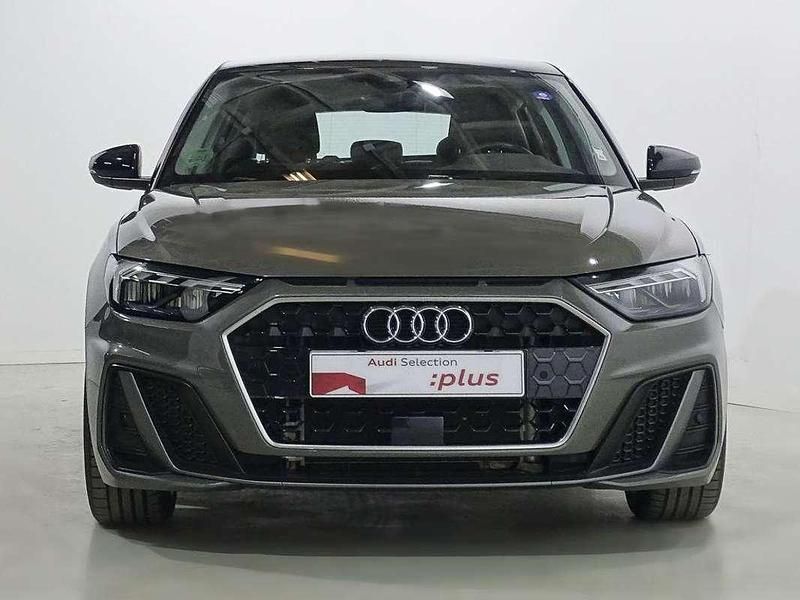 Usado Audi A1 Sportback 116 CV (85 kW) 2025 Gris Utilitario